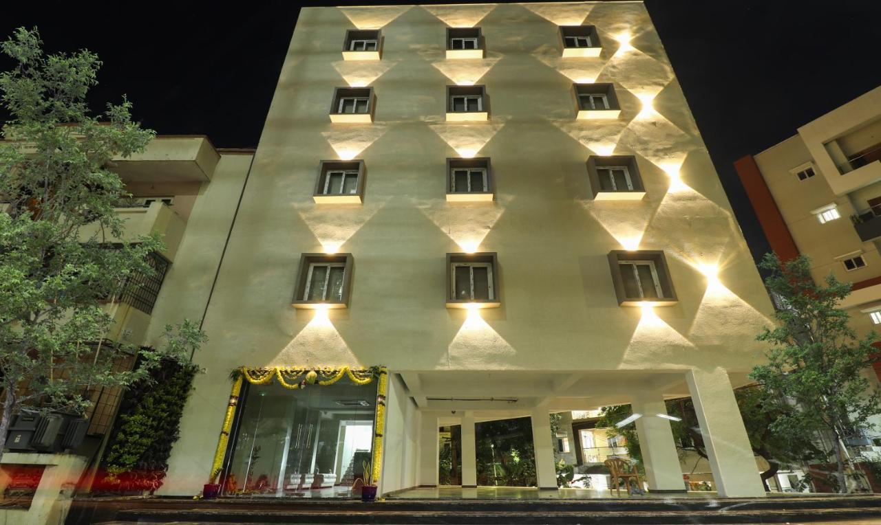 Treebo Sriz Cozy Seethamadhara فيساخاباتنام المظهر الخارجي الصورة